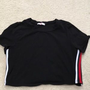 Black striped side paneling crop top💞